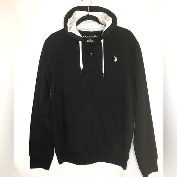 US. Polo Assn. Sweater - Picture 2 of 4
